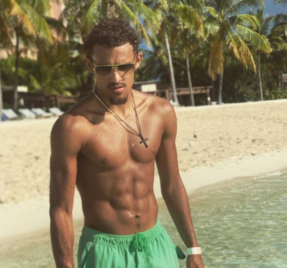 詹姆斯纳吉事件引发NBA选秀合同问题讨论（詹姆斯·纳吉风波引发对NBA选秀合同的热议）