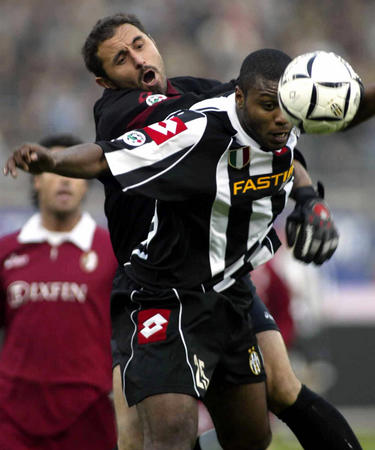 雷吉隆：我不会骗你，能和梅西踢球是我来迈阿密的一大动力（雷吉隆直言：与梅西并肩是我加盟迈阿密的重要动力）