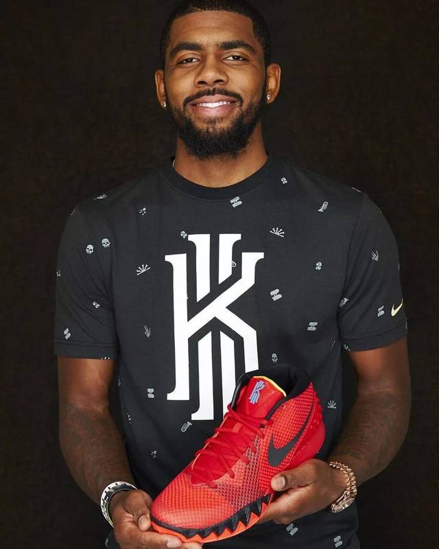 克罗斯谈皇马现状：不要总谈过去，我不需要别人说我想你（克罗斯谈皇马近况：别老提过去，我不需要听到'想你）