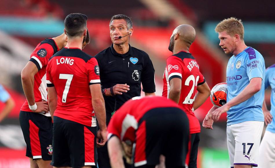 王晓龙：在西班牙踢球竞争很大，缺乏学习和社交能力会很困难（王晓龙：西班牙足坛竞争激烈，缺乏学习与社交能力将举步维艰）