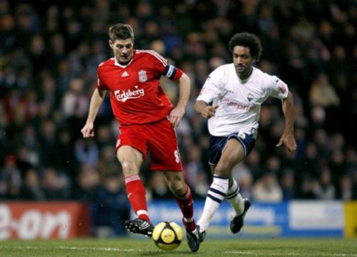 泰伦·卢：我和弗兰克一直保持紧密合作，在引援上我们有共识（泰伦·卢：与弗兰克保持密切配合，引援思路一致）