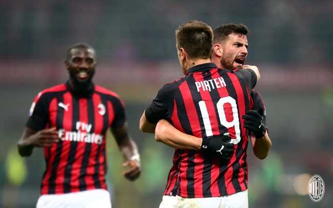 孔蒂：卡拉巴赫是这赛季的欧冠黑马；卢卡库还没做好复出准备（孔蒂称卡拉巴赫是本季欧冠黑马，卢卡库尚未做好复出准备）