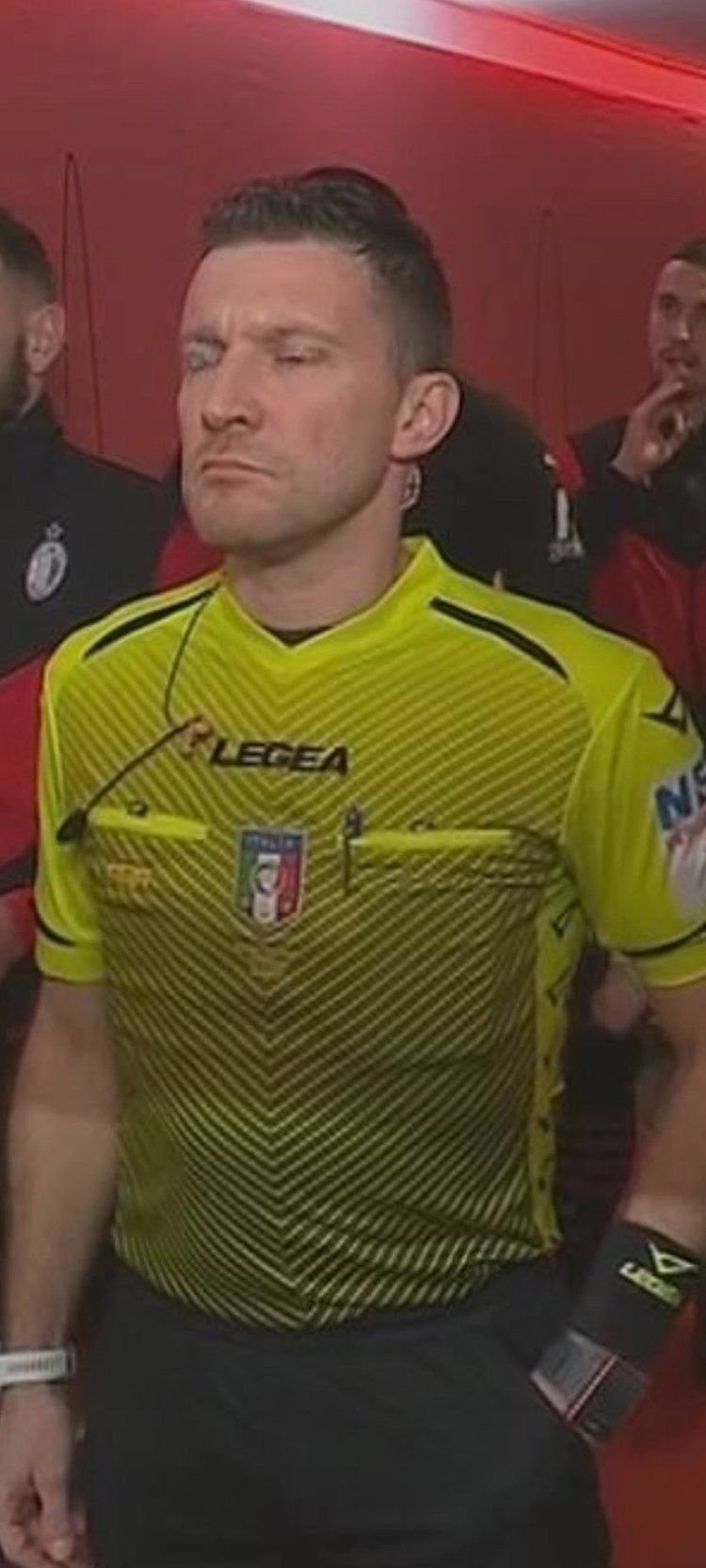 欧冠第4轮前瞻：双战术体系的博弈，两位神锋大战“群狼”（欧冠第4轮前瞻：两套战术正面碰撞，双神锋硬撼群狼）