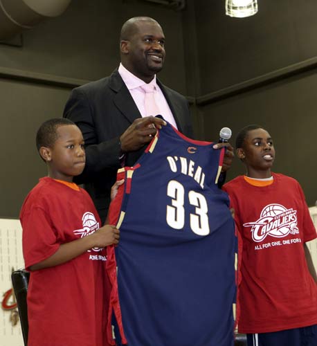 观战台：皇马对决曼城+国米战红军 枪手冲击欧冠六连胜（看点前瞻：皇马VS曼城，国米对阵红军，枪手冲击欧冠六连胜）